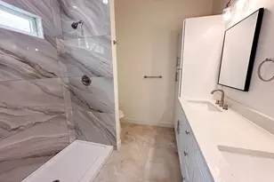 815 5th St, Lockhart, TX 78644 - Photo 15