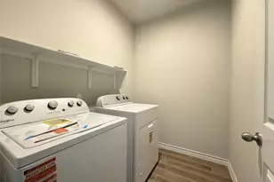 7616 Leitrim Wy, Austin, TX 78754 - Photo 13