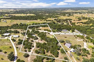 5775 Co Rd 200, Liberty Hill, TX 78642 - Photo 37