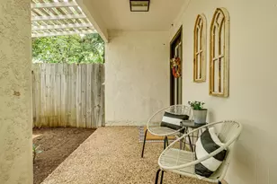 3203 Foster Ln, Austin, TX 78757 - Photo 5