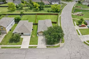 417 Bandara Woods Blvd, Elgin, TX 78621 - Photo 21