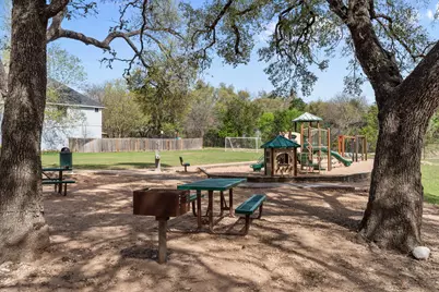 7000 Bending Oak Road, Austin, TX 78749 - Photo 35