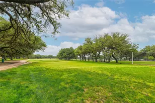 10507 Plumewood Dr, Austin, TX 78750 - Photo 35