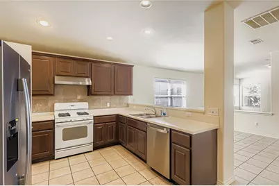 11612 Larch Valley Drive, Austin, TX 78754 - Photo 3