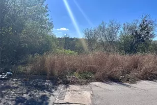 501 Rio Grande St, Taylor, TX 76574 - Photo 1