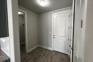 109 Riverhill Dr Dr, Georgetown, TX 78628 - Photo 29