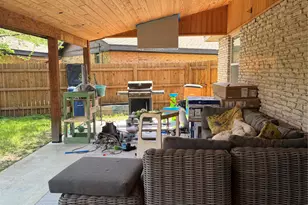 4803 Woodside Dr, Austin, TX 78735 - Photo 11