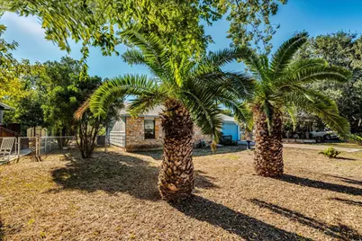 904 Conway Drive, San Marcos, TX 78666 - Photo 3