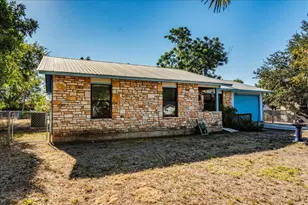 904 Conway Dr, San Marcos, TX 78666 - Photo 3