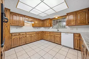 3910 McNeil Dr, Austin, TX 78727 - Photo 7
