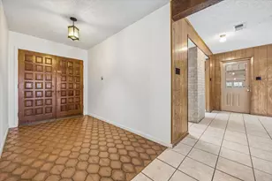 3910 McNeil Dr, Austin, TX 78727 - Photo 7