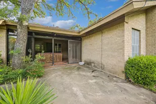 3910 McNeil Dr, Austin, TX 78727 - Photo 23