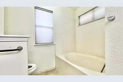 3553 Rock Shelf Lane, Round Rock, TX 78681 - Photo 3