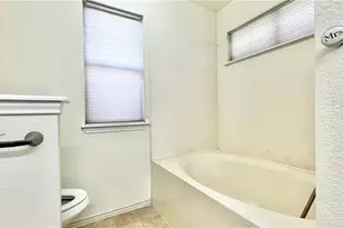 3553 Rock Shelf Ln, Round Rock, TX 78681 - Photo 3