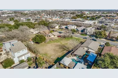 6910 Blessing Avenue, Austin, TX 78752 - Photo 5