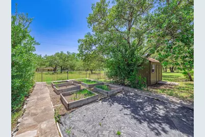 104 E Rustle Cove, Georgetown, TX 78628 - Photo 35