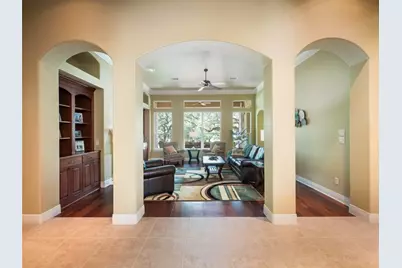 104 E Rustle Cove, Georgetown, TX 78628 - Photo 5