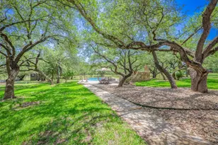 104 E Rustle Cove, Georgetown, TX 78628 - Photo 31