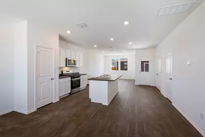 303 El Seibo Lane, Bastrop, TX 78602 - Photo 5