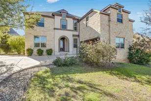 15205 Joseph Dr, Lakeway, TX 78734 - Photo 1