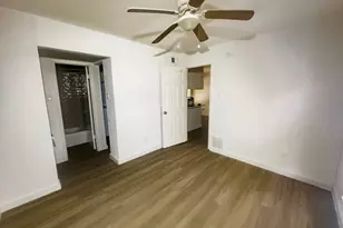 4500 Witham Ln, Austin, TX 78745 - Photo 3