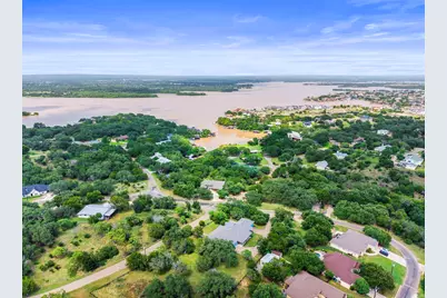 313 Lagoon Loop, Horseshoe Bay, TX 78657 - Photo 23