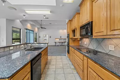 313 Lagoon Loop, Horseshoe Bay, TX 78657 - Photo 25