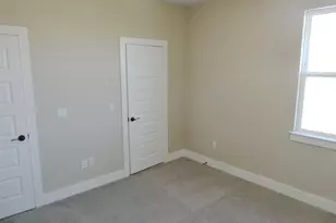 8621 Thompson Teal Trl, Austin, TX 78744 - Photo 15