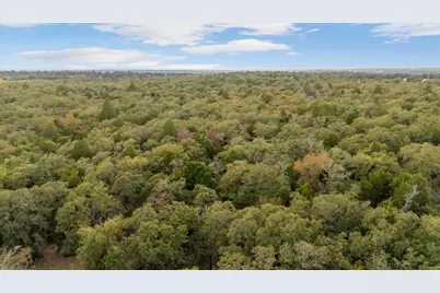 120 Twin Oaks Road, Elgin, TX 78621 - Photo 19