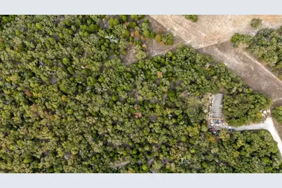 120 Twin Oaks Road, Elgin, TX 78621 - Photo 15