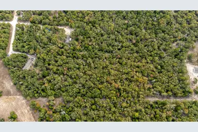 120 Twin Oaks Road, Elgin, TX 78621 - Photo 11