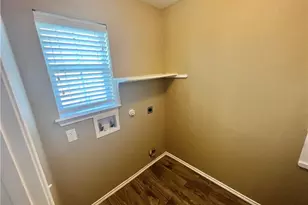 7813 Duber Ln, Austin, TX 78747 - Photo 9