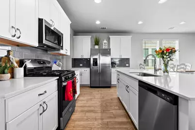 156 Appleberry Lane, Elgin, TX 78621 - Photo 7