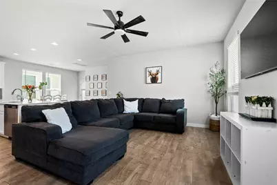 156 Appleberry Lane, Elgin, TX 78621 - Photo 9