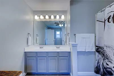 606 Los Robles Road, Leander, TX 78641 - Photo 5