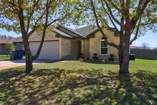 606 Los Robles Rd, Leander, TX 78641 - Photo 1