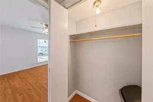2124 Burton Dr, Austin, TX 78741 - Photo 13