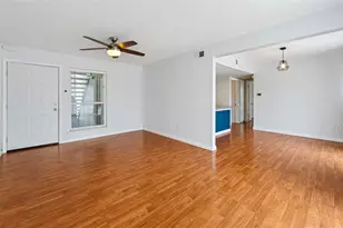 2124 Burton Dr, Austin, TX 78741 - Photo 3