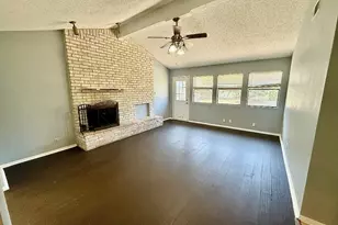 1913 Magazine St, Austin, TX 78727 - Photo 5