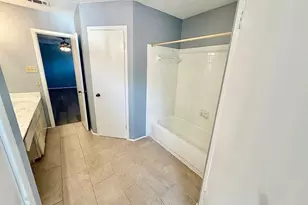 1913 Magazine St, Austin, TX 78727 - Photo 11