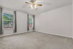 5605 Bentsen Ln, Austin, TX 78723 - Photo 9