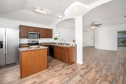 13009 Noche Clara Drive, Del Valle, TX 78617 - Photo 5