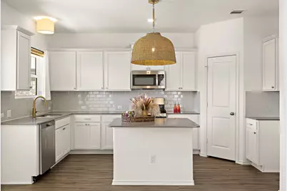 8002 Prairie Rye Drive, Lago Vista, TX 78645 - Photo 5