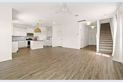 8002 Prairie Rye Drive, Lago Vista, TX 78645 - Photo 9