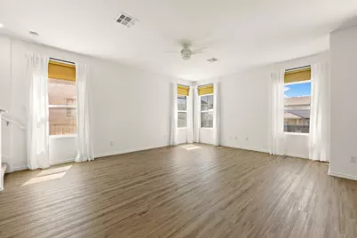 8002 Prairie Rye Drive, Lago Vista, TX 78645 - Photo 7