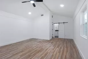 6907 Tulane Dr, Austin, TX 78723 - Photo 9