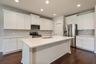 4004 Harbor Point Dr, Pflugerville, TX 78660 - Photo 15