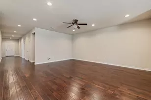 4004 Harbor Point Dr, Pflugerville, TX 78660 - Photo 13
