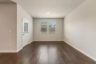 4004 Harbor Point Dr, Pflugerville, TX 78660 - Photo 19