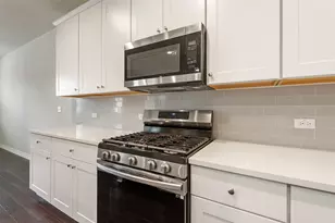 4004 Harbor Point Dr, Pflugerville, TX 78660 - Photo 17